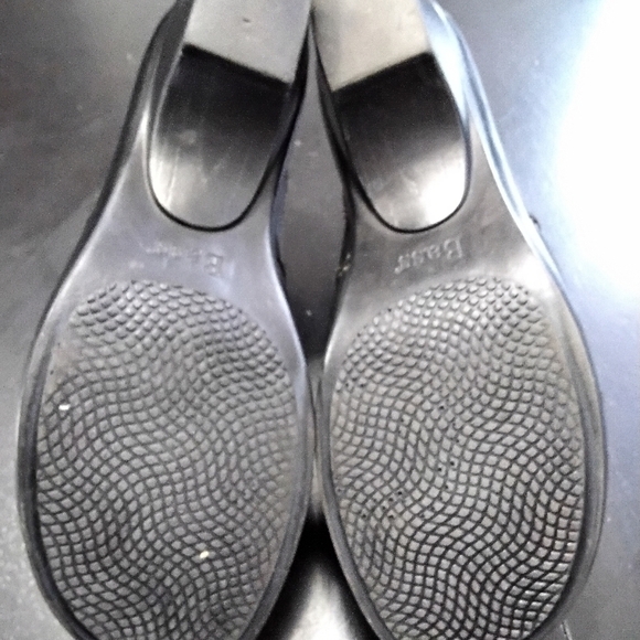 Eastland Mae Clog     Size 9 - Picture 5 of 5